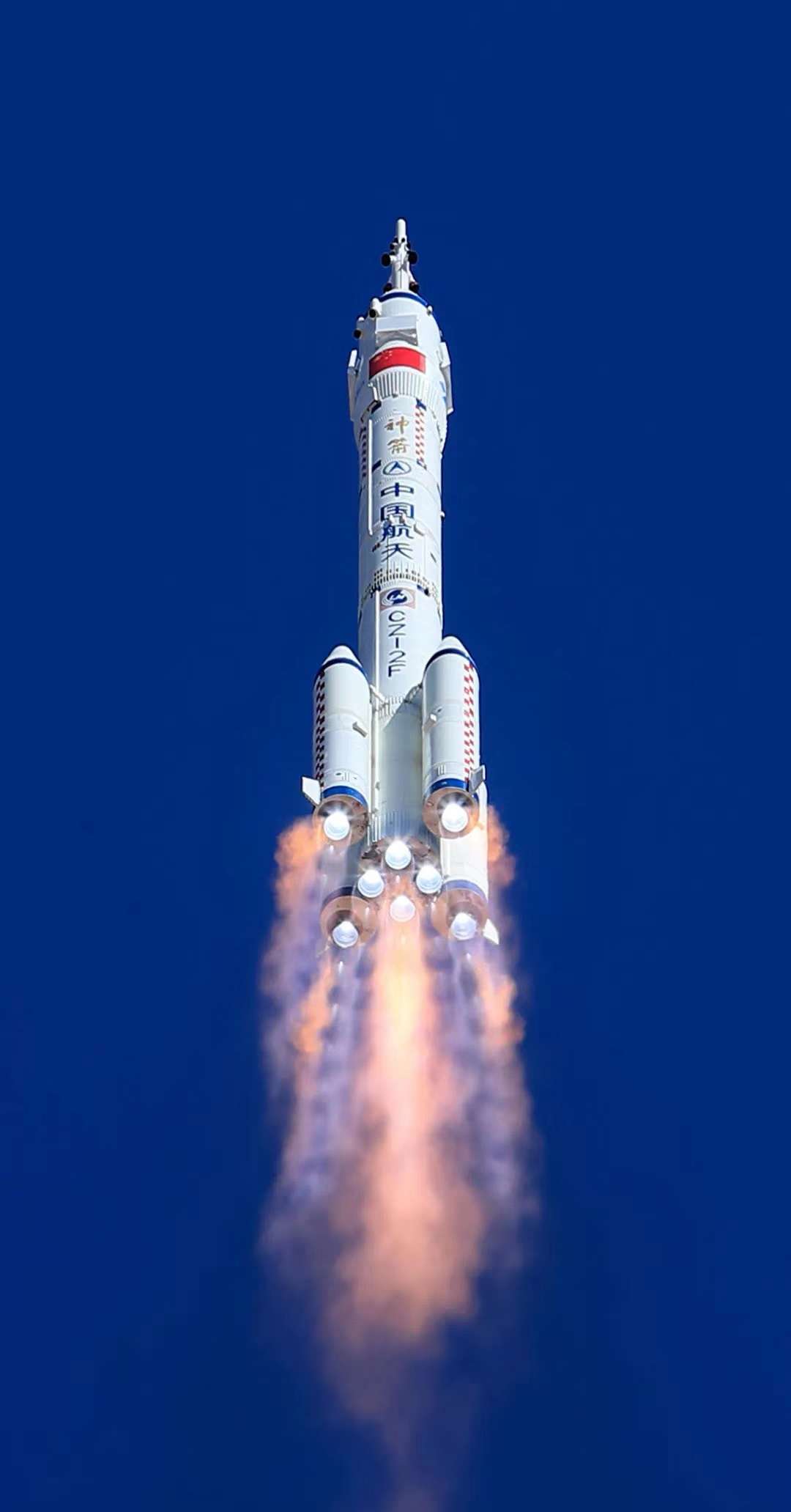 神舟二十号乘组送来宇宙级中秋祝福！